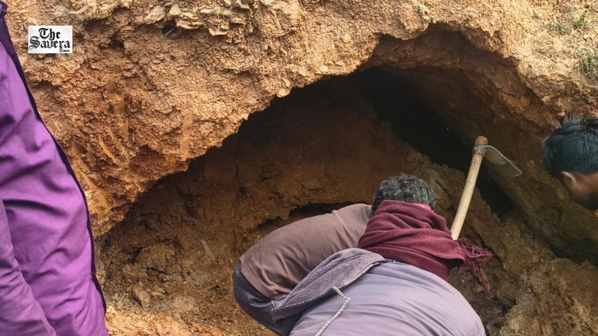Bihar Narpatganj Soil Collapse: Two Children Killed, Two Injured During Illegal Mining in Phulkaha