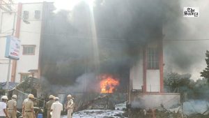 Fire Breaks Out at CESC Office in West Bengal’s Panihati, 9 Fire Tenders Deployed