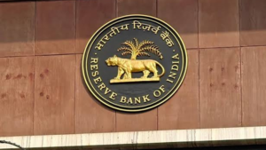 RBI May Begin Rate-Hike Cycle As Inflation Rises, Repo Rate Could Move Towards 6.5%