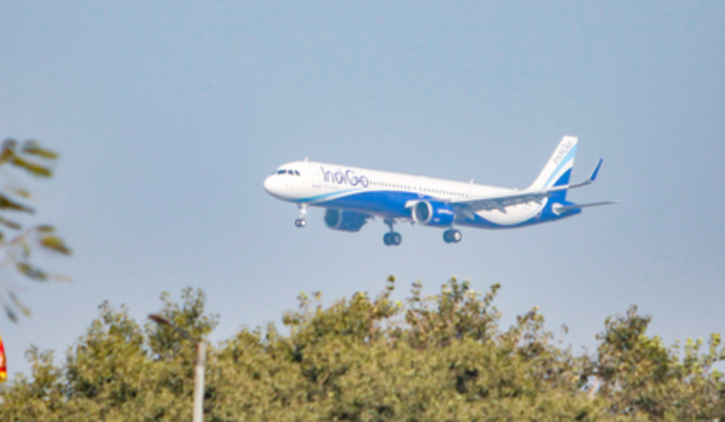 IndiGo Plane Comes Into Contact With VDGS Pole While Parking at Srinagar Airport