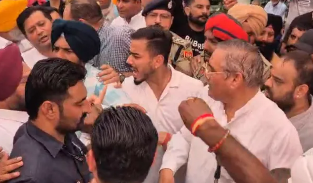 Hoshiarpur: BJP Leader Vijay Sampla Allegedly Attacked With Microphone During Ambedkar Statue Protest