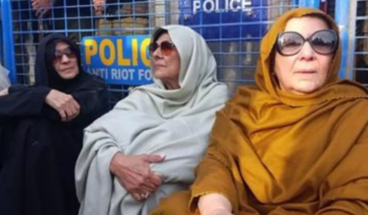 Pakistan: Imran Khan’s Sisters Uzma, Noreen Detained for 30 Days After Aleema