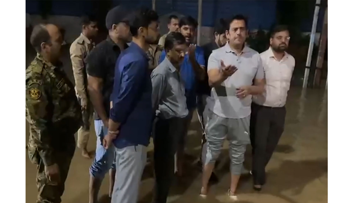 “Almost like cloudburst”: Torrential rains leave four dead in UP; Ravi Kishan inspects waterlogged streets in Gorakhpur