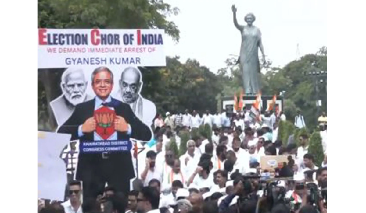 Congress Stages Protests Across States, Demands CEC Gyanesh Kumar’s Resignation