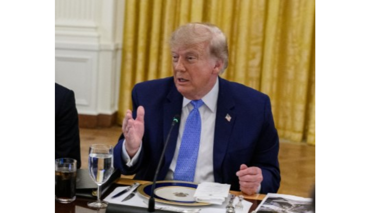Trump Signs Order to Replace ‘Artificial Intelligence’ With ‘Super Intelligence’