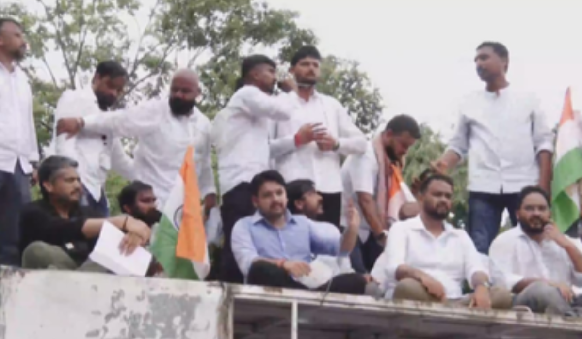 MPSC aspirants stage massive protest in Pune over alleged exam frauds, demand reforms