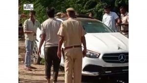 Jaipur CA Kidnapping Case: Accused Flee After Mercedes Crashes Into Drain Following Bike Collision
