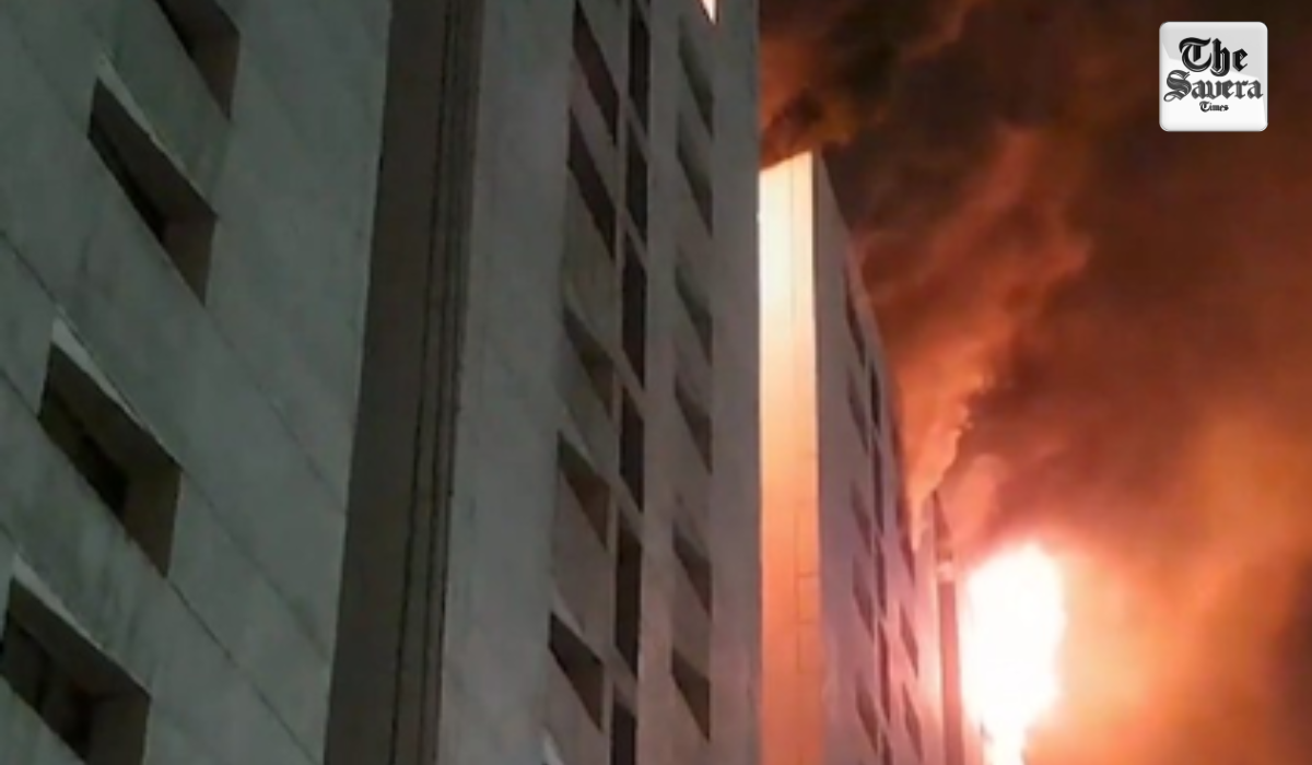 Major fire erupts at Surat textile market; over 20 fire tenders deployed, no casualties reported
