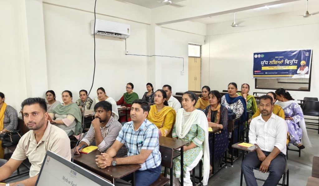 Punjab Government to Train 21,850 Teachers