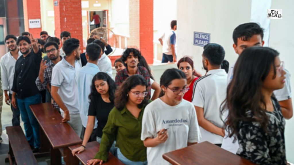 DUSU Poll Vote Share Shows Sharp NSUI Decline, Study Examines Rahul Gandhi and Congress Influence