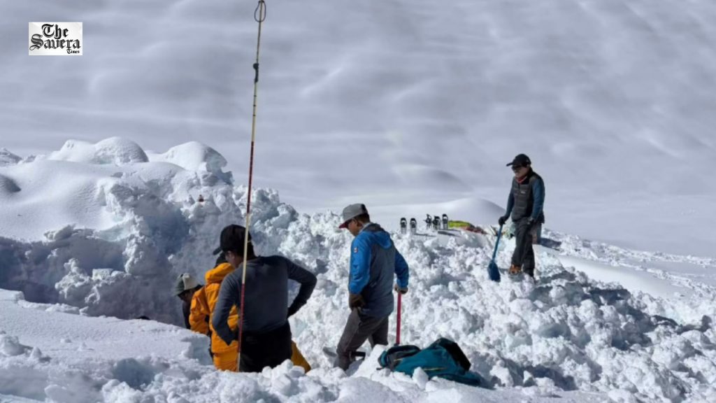 Nepal Avalanche: 4 Dead, 12 Missing After Avalanche Hits Himlung Base Camp