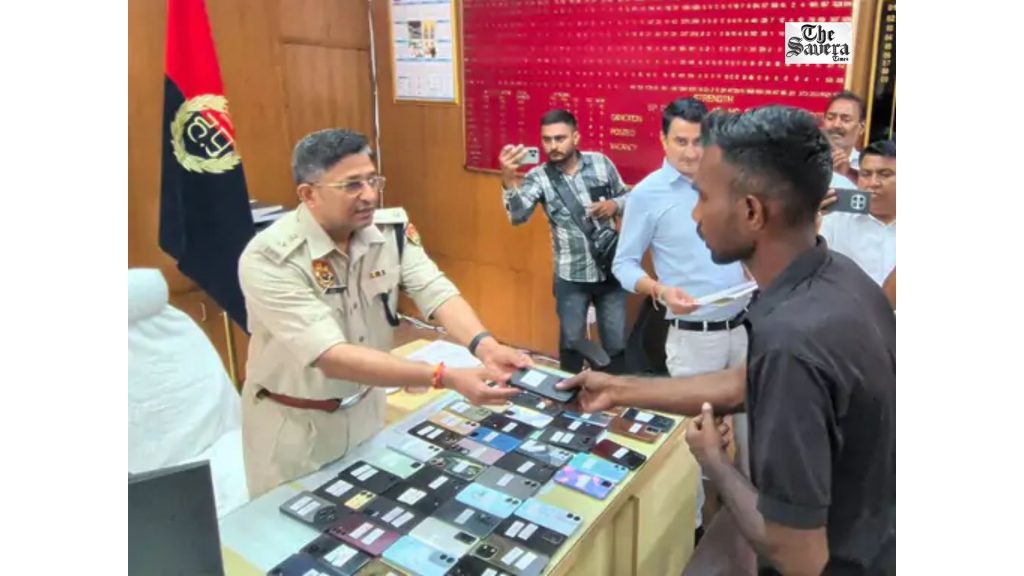 Hansi Police Recover 66 Lost Mobile Phones Worth ₹8 Lakh, Return Them to Owners