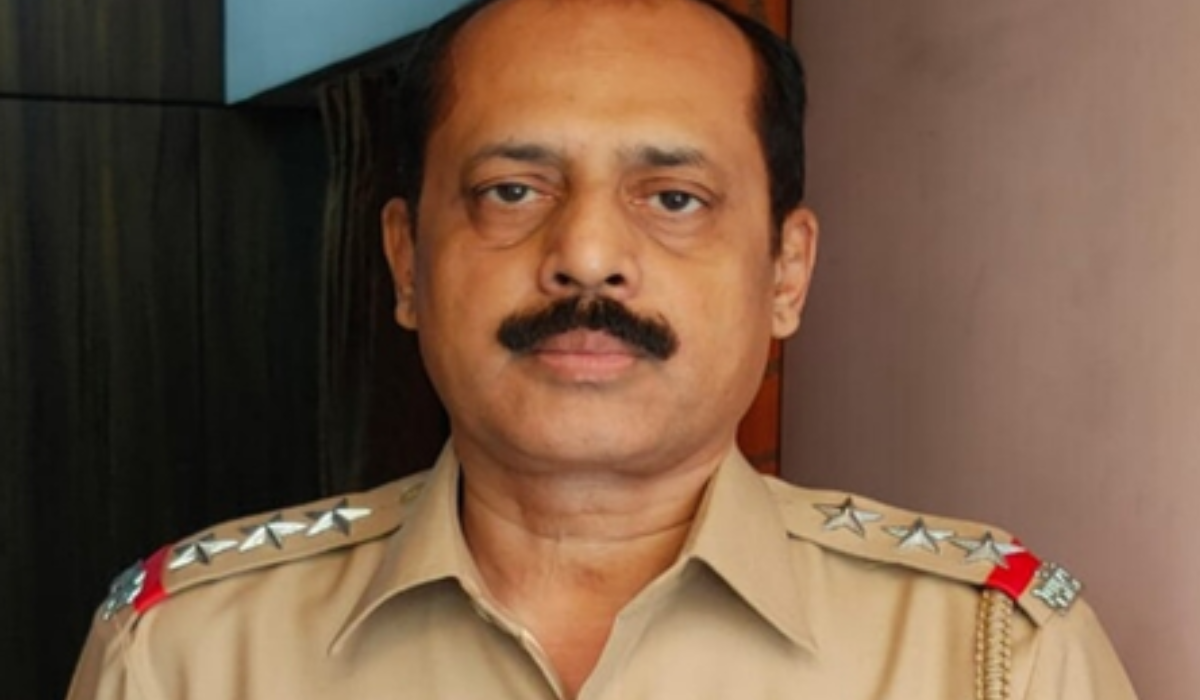 2021 Antilia bomb-scare: Mumbai court grants bail to ex-cop Sachin Vaze