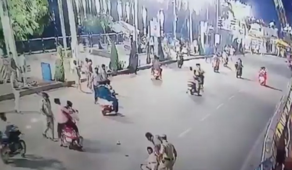 Cop on Ganesh immersion duty dies in hit-and-run case in Hyderabad
