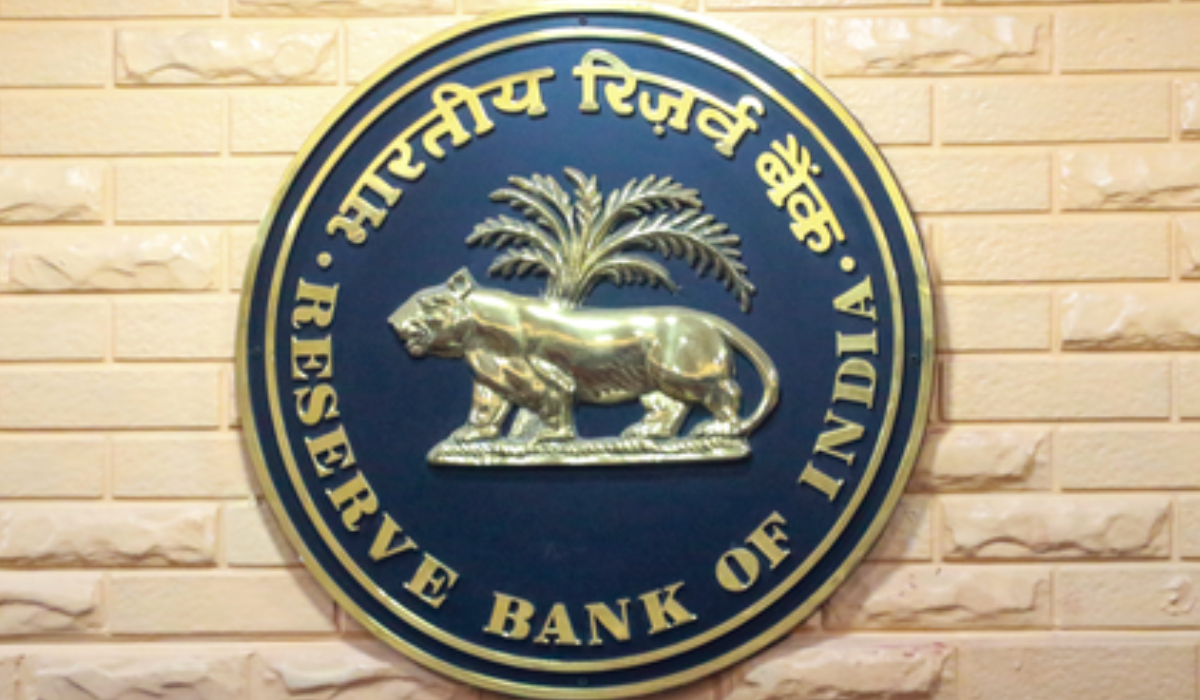 High credit-deposit ratio doesn’t indicate funding vulnerability of banks: RBI Bulletin