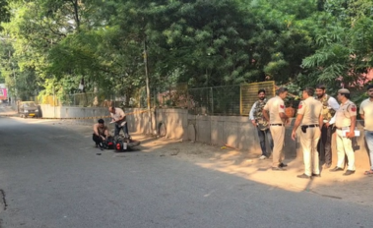 Delhi horror: Minor girl gang-raped by men posing as cops near Kalkaji Mandir; one arrested