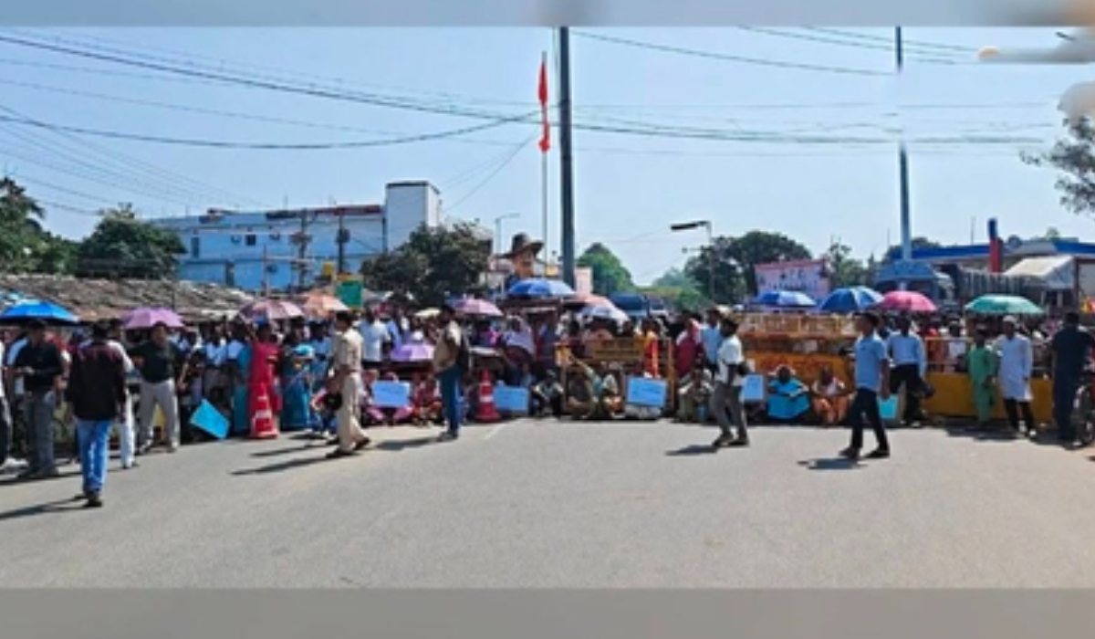  Jharkhand: Protests in Khunti protest deadly attack on school principal, main road blocked for hours