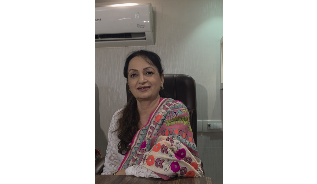 Upasana Singh says Poonam Dhillon issued her show-cause notice for supporting Ranveer Singh amid Don 3 row