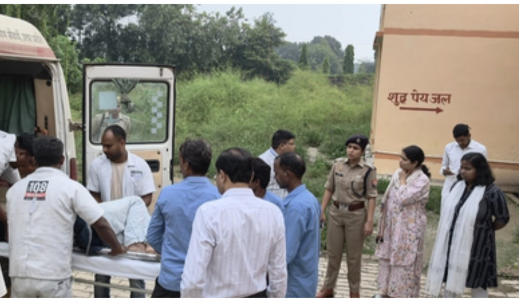 Four killed as bus collides with trailer in UP's Ambedkar Nagar Ambedkar