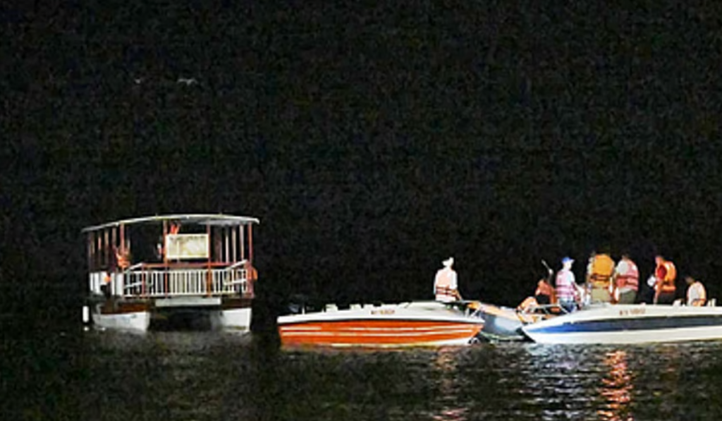 Horrific boat accident on the Congo River, 30 dead; dozens missing