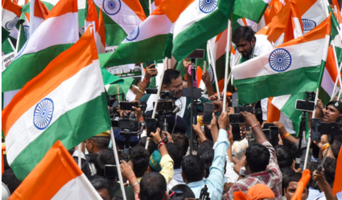 Patna Protest: Tejashwi Yadav Leads March Against SIR, Demands CEC Gyanesh Kumar’s Exit