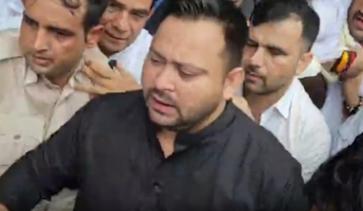 Tejashwi Yadav, Misa Bharti, Mukesh Sahani Taken Into Custody During Patna SIR Protest