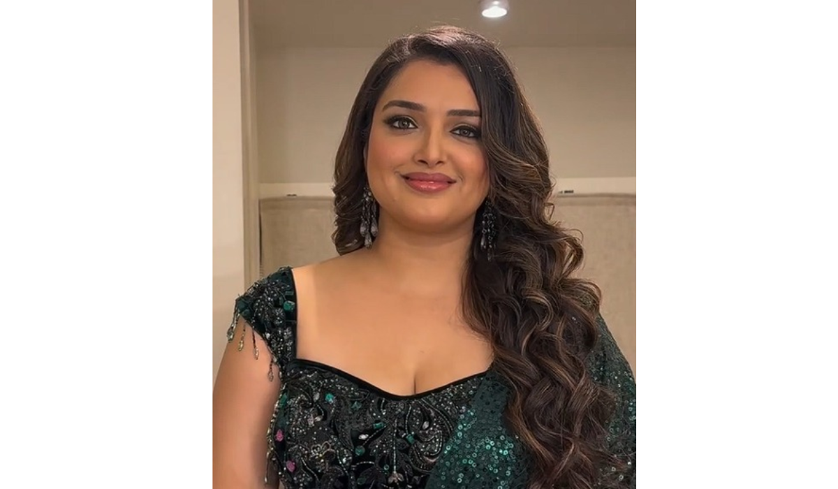 Aamrapali Dubey Says Nirahua Never Left His Wife Despite Having Girlfriends