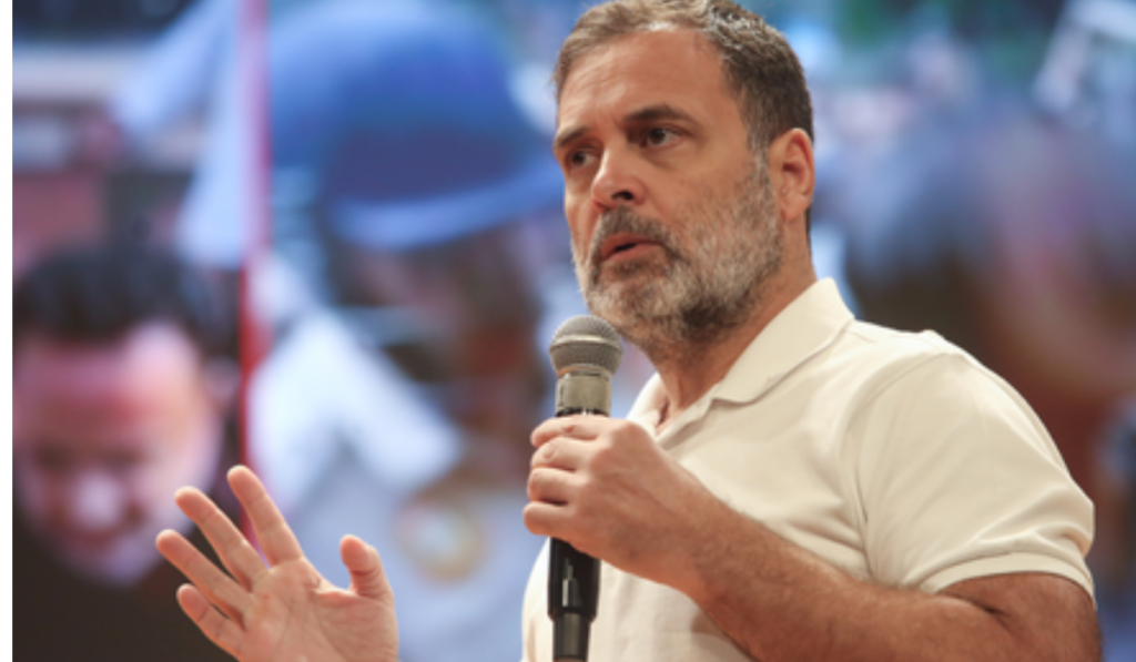 Rahul Gandhi calls arrest of CJP leaders 'cowardice', says waving the tricolor is not a crime