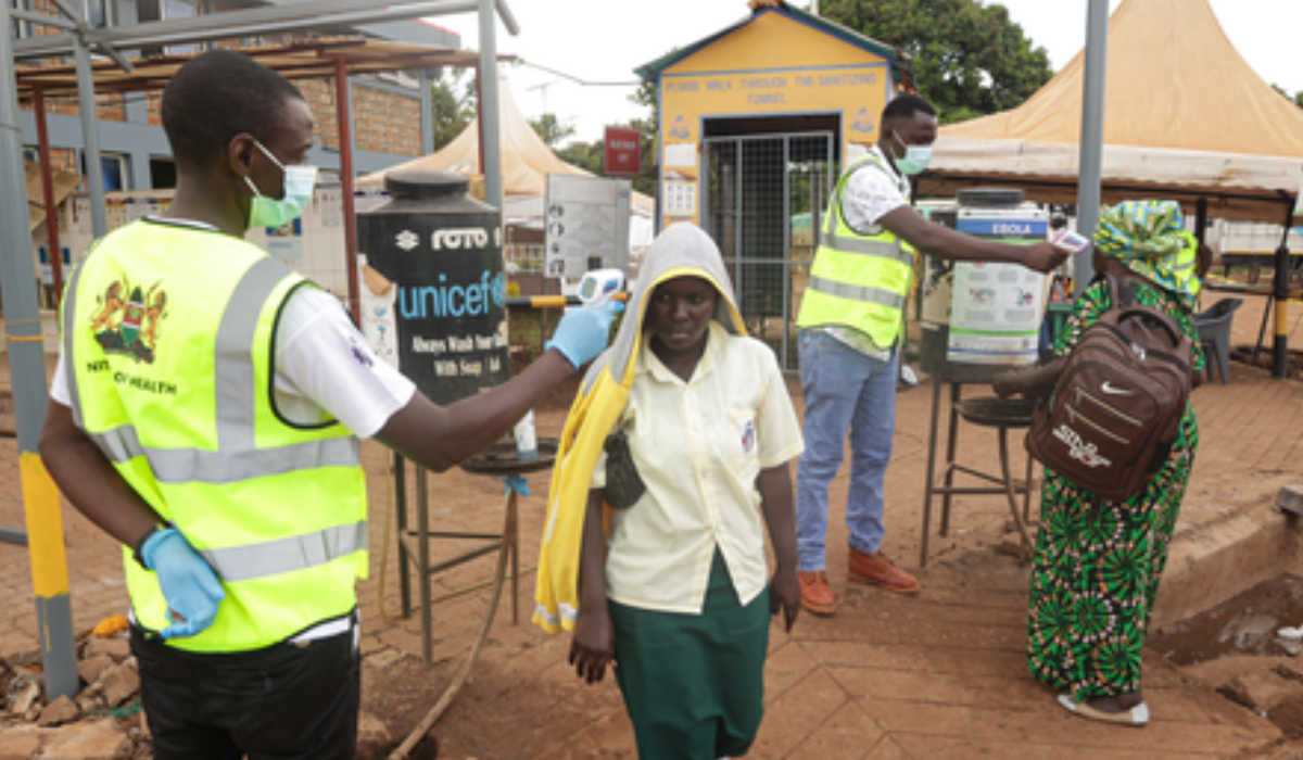 Ebola Cases in Kenya Reach 8 as Hospital Worker Tests Positive