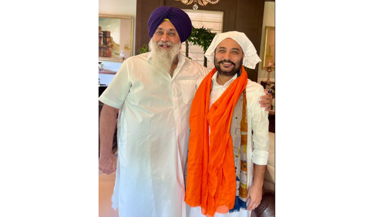 Sukhbir Badal inducts former Congress MLA Raminder Singh Awla into SAD, expresses confidence for 2027 elections