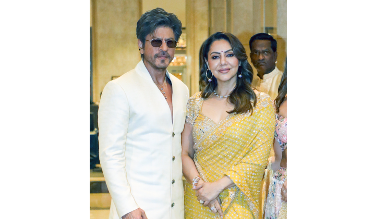 When Shah Rukh Khan admitted he was extremely possessive about his wife Gauri Khan, the actor himself revealed his habit