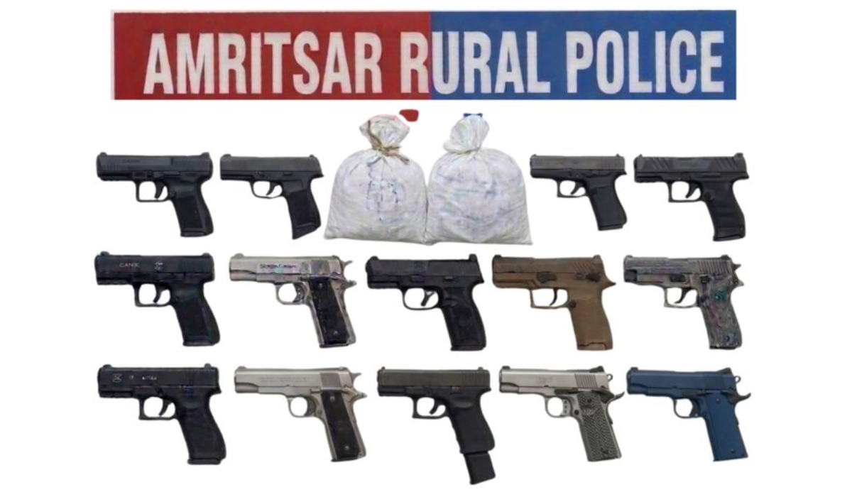 Amritsar Rural Police Busts Arms and Drug Smuggling Network, 7 Arrested; 14 Pistols and 20 Kg Heroin Seized