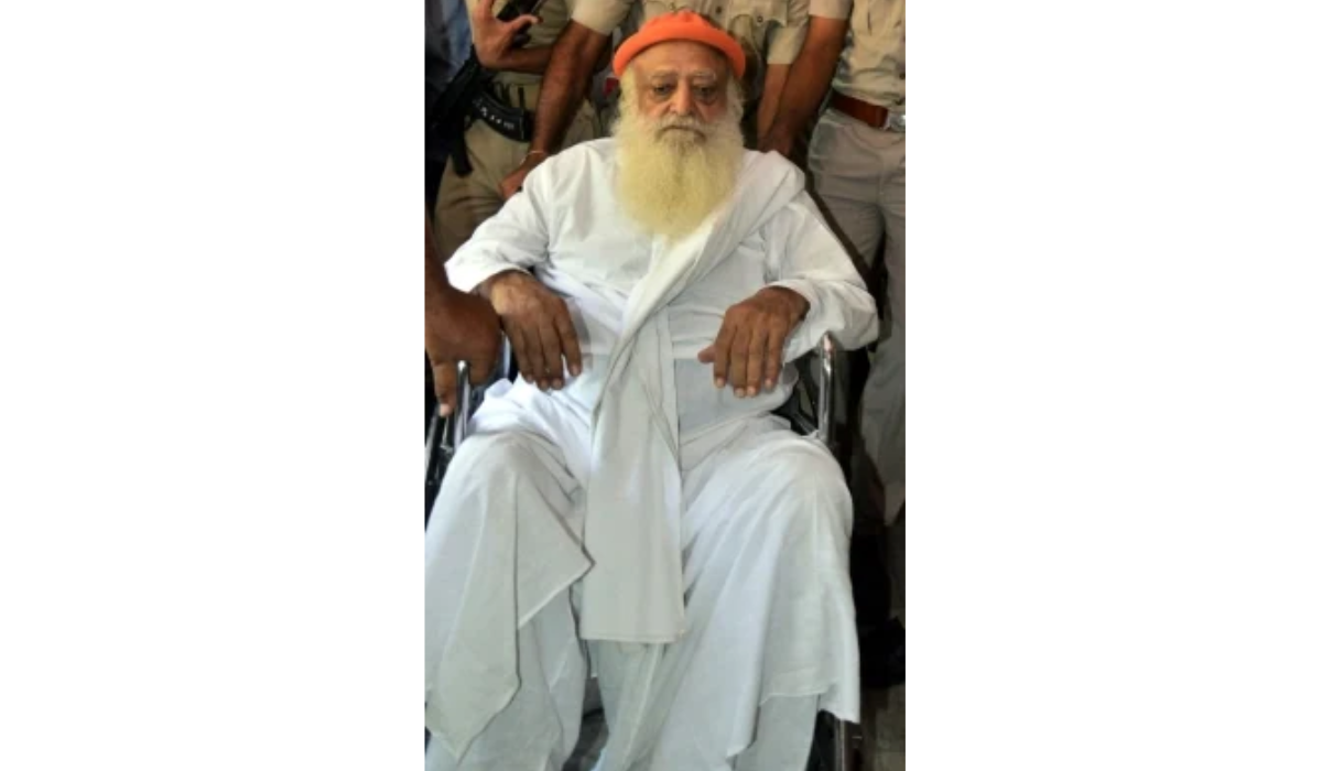 Asaram arrives at Jodhpur Central Jail after parole ends, new FIR filed for failure to surrender on time
