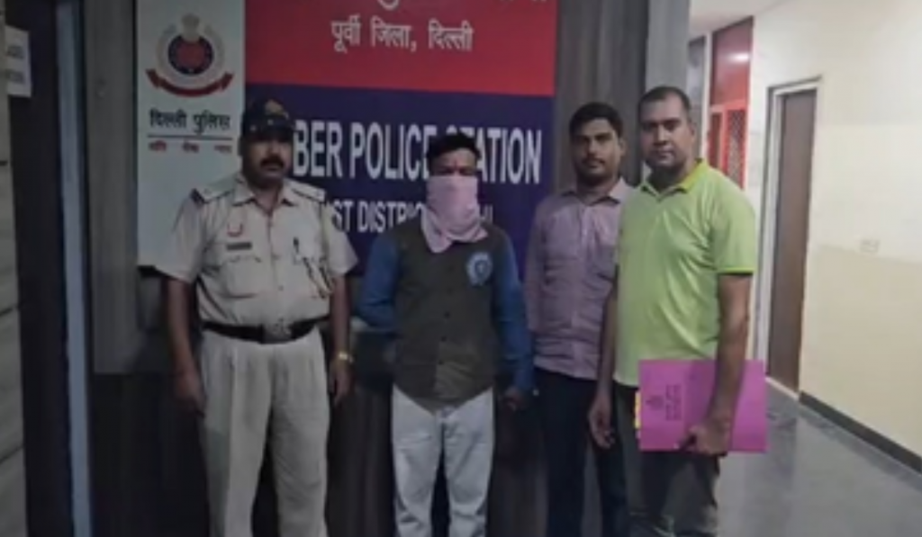 Delhi Police bust scholarship fraud targeting TN residents; two arrested, data of 54,000 contacts recovered
