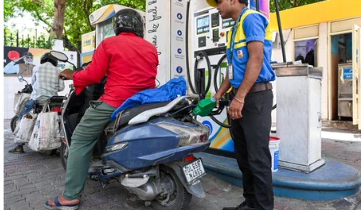 Oil Prices Surge Over 1% After Reported Houthi Strike on Saudi Refinery, Brent Crosses $115