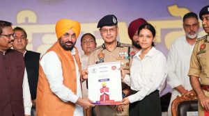 1,746 young men recruited in Punjab Police, CM Bhagwant Singh Mann hands over appointment letters