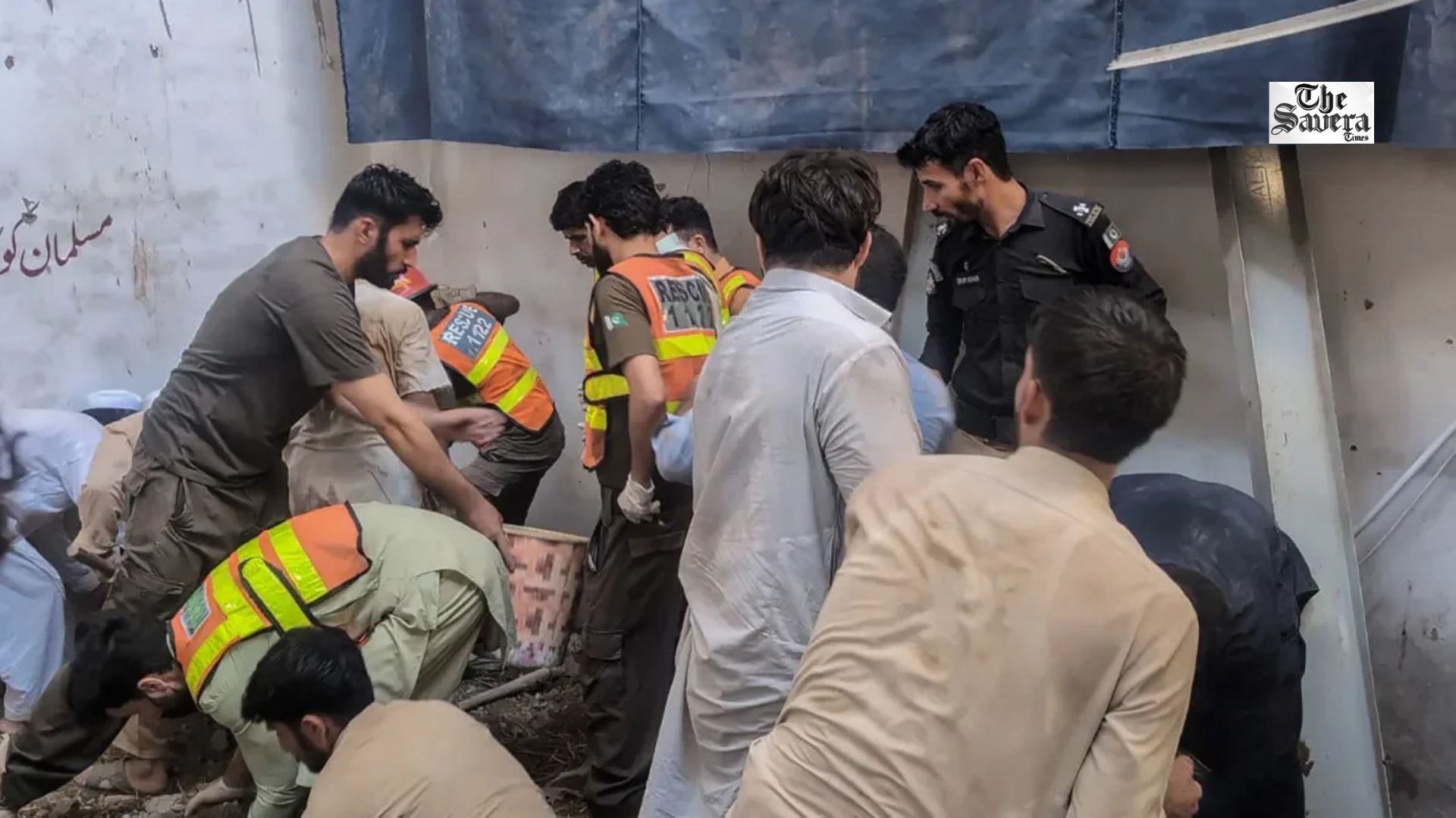 Pakistan: 28 Children, Teacher Killed as School Roof Collapses in Peshawar; Owner Arrested
