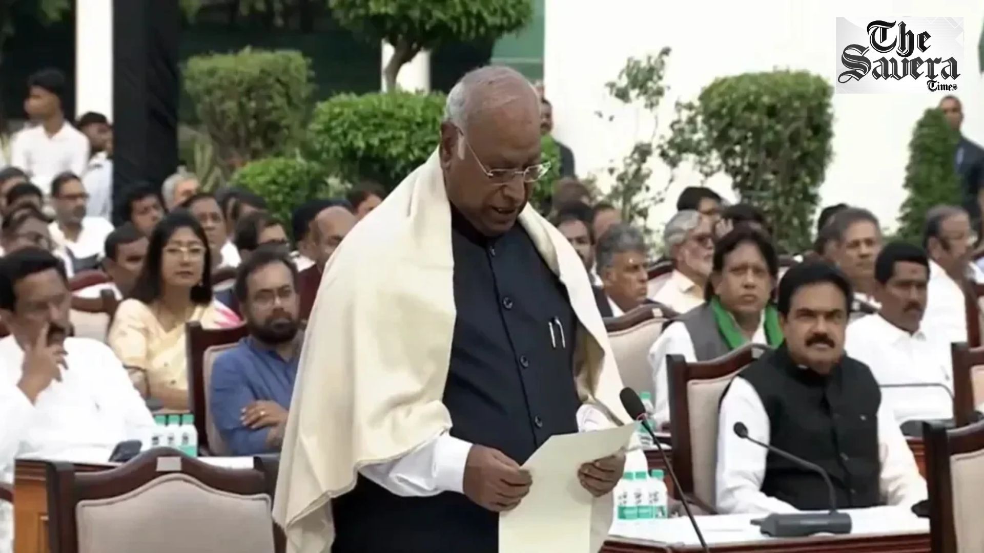 INDIA Bloc Holds Mock Impeachment Against CEC Gyanesh Kumar; Kharge Accuses Him of Acting on Modi, Shah’s Instructions