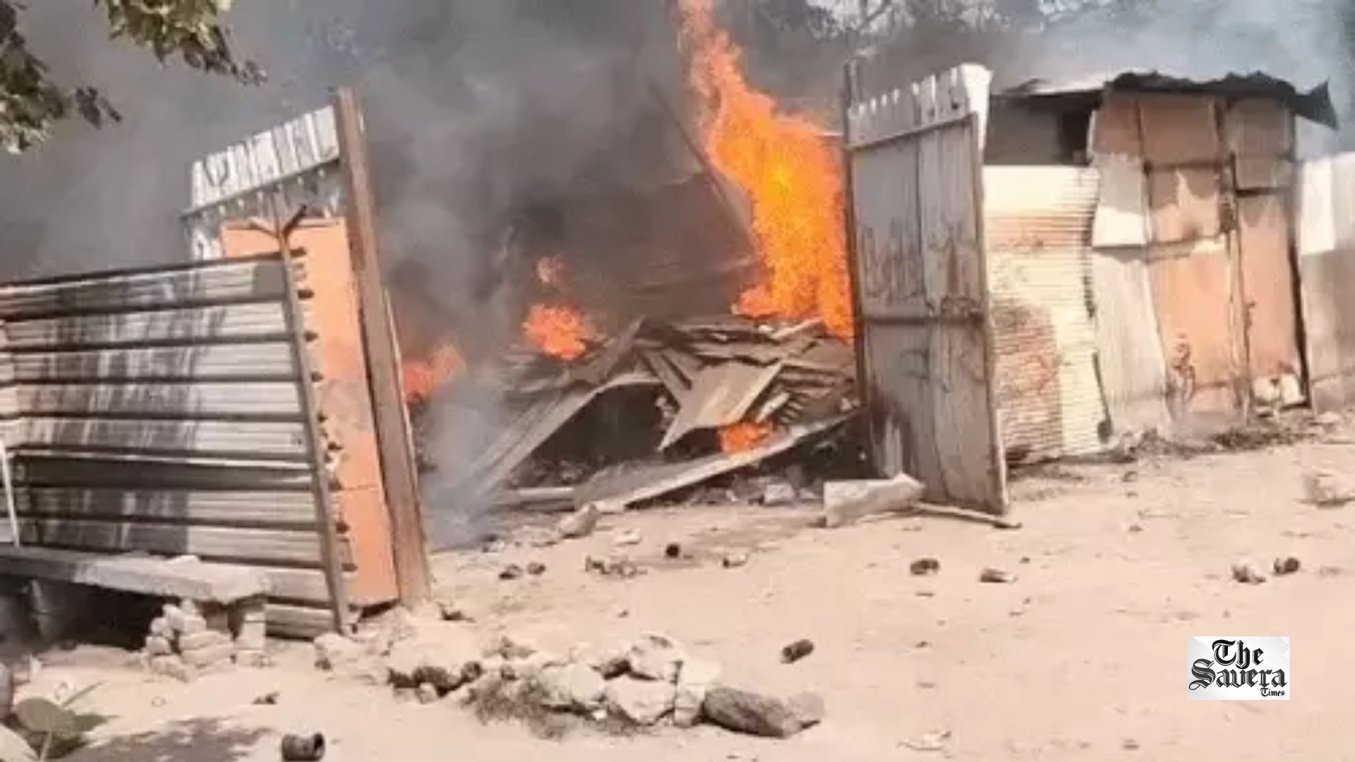Faridabad Scrap Warehouse Fire: Short Circuit Suspected, Goods Worth Lakhs Destroyed; No Casualties