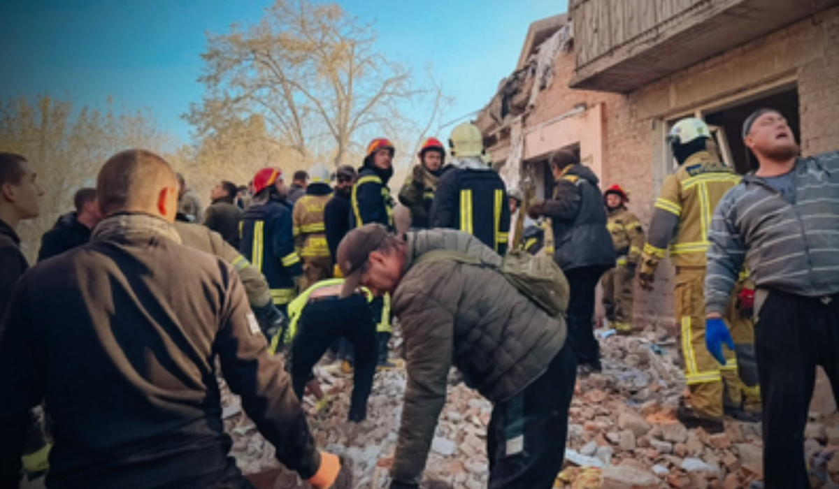Zelensky condemns Russia for attack on residential building in Chernihiv