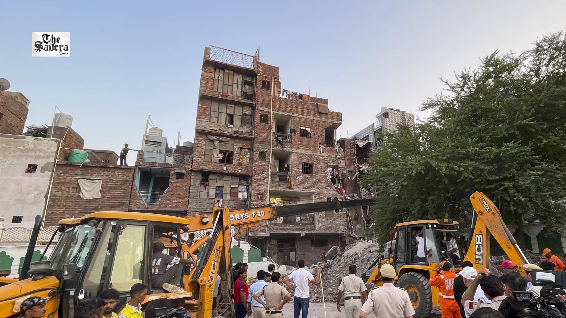 Delhi Building Collapse in Seemapuri: One More Body Found Under Debris, Death Toll Rises to 4