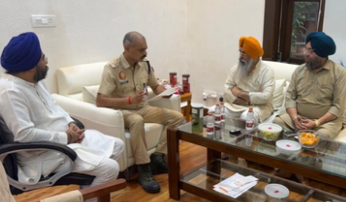 Delhi gurdwara body files complaint against AAP for ‘undermining sanctity’ of Bangla Sahib