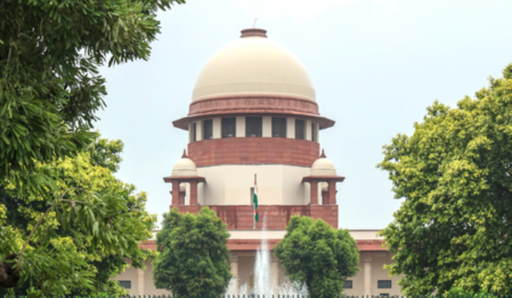 SC issues notice to Centre, ECI on plea challenging blanket immunity to CEC, ECs