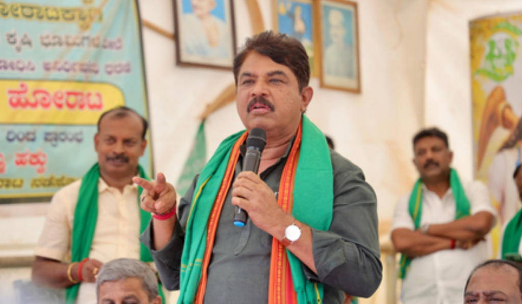 Karnataka BJP urges LoP Gandhi to visit drought affected areas; questions Rs 2,500 as relief for farmers
